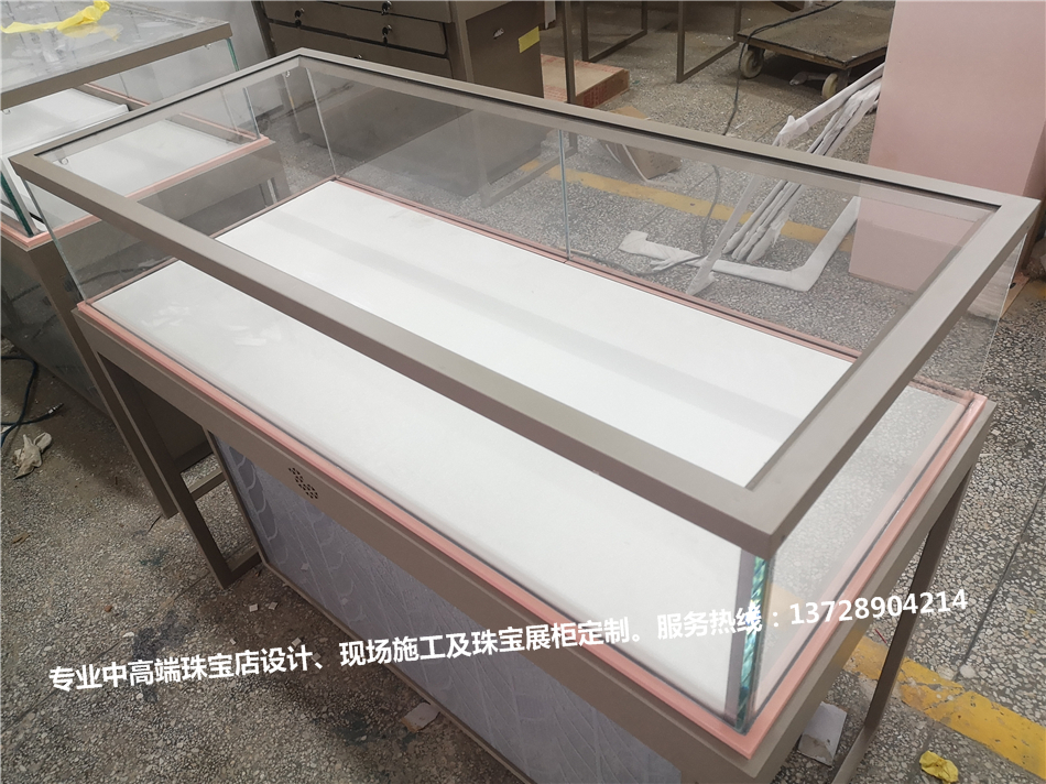 钻石小鸟苏州爱琴海购物公园店-珠宝展示空间-365电子游戏-珠宝展柜设计|珠宝展柜生产厂家-