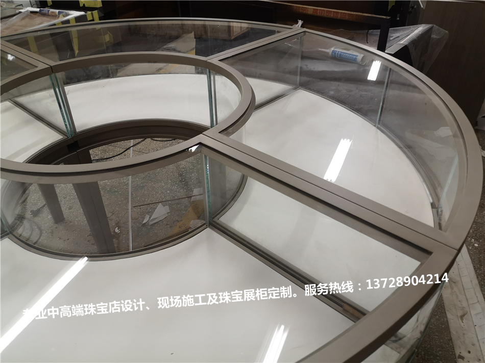 钻石小鸟苏州爱琴海购物公园店-珠宝展示空间-365电子游戏-珠宝展柜设计|珠宝展柜生产厂家-