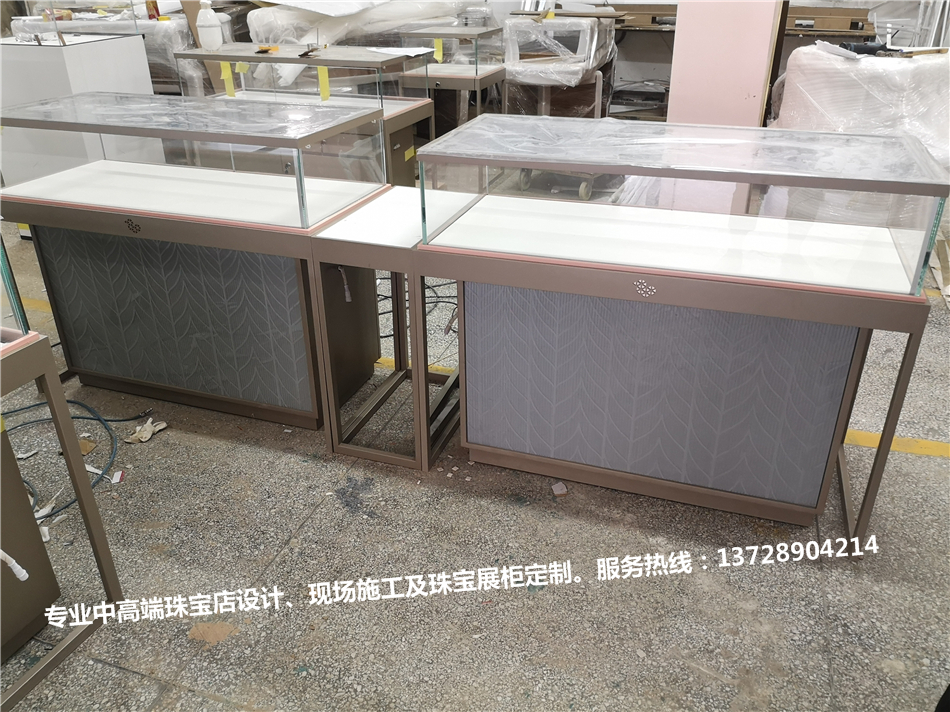 钻石小鸟苏州爱琴海购物公园店-珠宝展示空间-365电子游戏-珠宝展柜设计|珠宝展柜生产厂家-