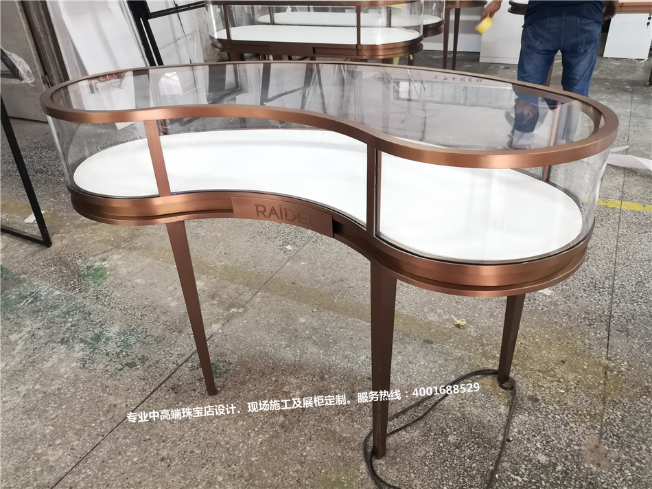 1593769484152961.jpg 鑫雅艺珠宝眼镜水贝金展展厅-奢侈品展示空间-365电子游戏-珠宝展柜设计|珠宝展柜生产厂家-
