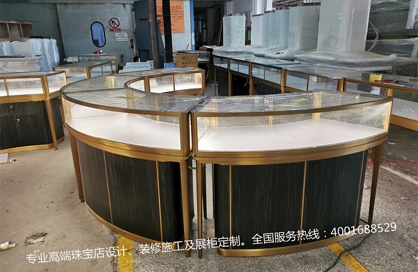 差别珠宝展柜形状的优弱点你知道几多？？？？