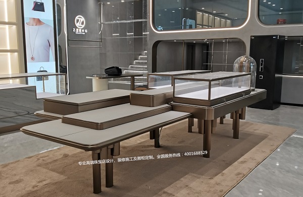 福州奢侈品店展柜定制以及现场装置完工